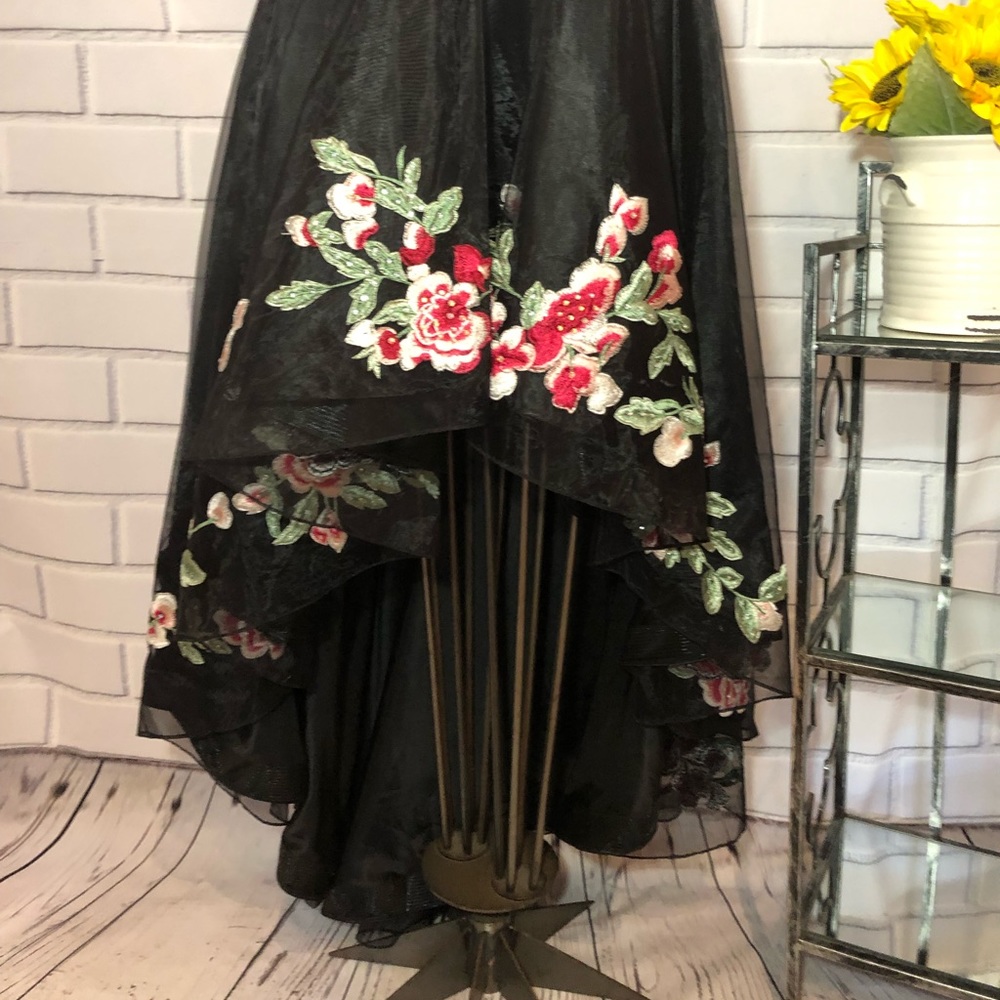 Blush Black Floral High Low sleeveless formal Gown - Picture 7 of 7